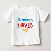 Grammaは私をTシャツおよびギフト愛します ベビーTシャツ (正面)