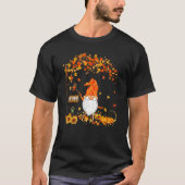 Gramma Gnome Autumn Pumpkin Maple Leaf Fall Season Tシャツ (正面)
