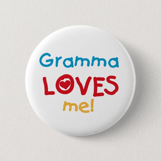 Gramma Loves Me Tシャツとギフト 缶バッジ (正面)
