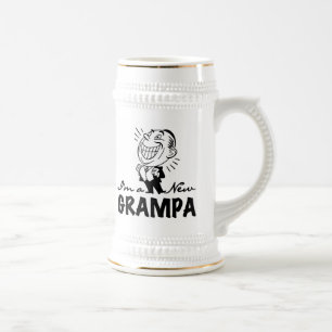 Grampaの微笑の新しいTシャツおよびギフト ビールジョッキ