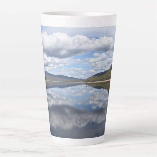 Grampians Reflected カフェラテマグ (正面)