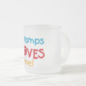 Grampsが私のTシャツとギフトを愛する フロストグラスマグカップ (正面右)