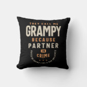 Grampy: The Mischievous Sidekick クッション (正面)