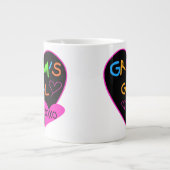 Gram's Girl Tカスタムシャツ，マグカップ，ボタン，ケース ジャンボコーヒーマグカップ (正面)