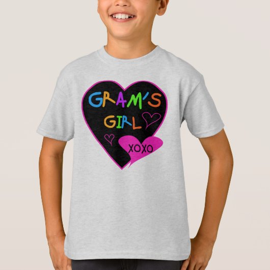 Gram's Girl Tカスタムシャツ，マグカップ，ボタン，ケース Tシャツ (正面)