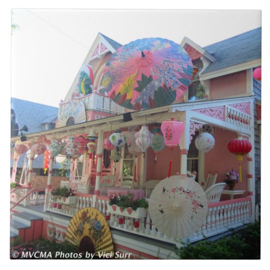 Grand Illumination in Pink - Martha's Vineyard タイル (正面)
