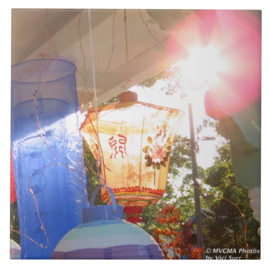 Grand Illumination Lanterns - Martha's Vineyard タイル (正面)