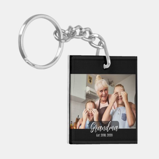 Grandma Est. White script photo キーホルダー (正面左)
