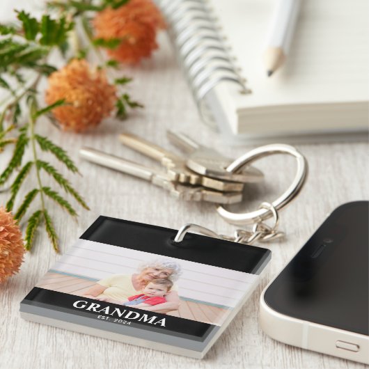 Grandma Established Modern Bold Photo キーホルダー (正面右)