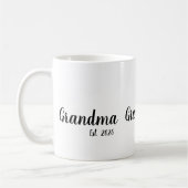 Grandma Established New Grandmother Gift コーヒーマグカップ (左)