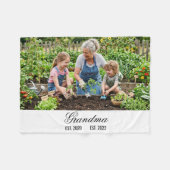 Grandma Established Personalized Photo Gift フリースブランケット (正面(横))