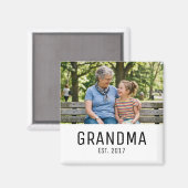 Grandma Established Photo Gift マグネット (正面/裏面)