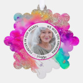 Grandma Forever in Our Hearts Rainbow Glitter  オーナメントカード (裏面)