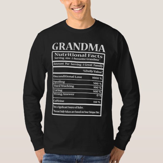 Grandma   Nutrition Facts for Family Day Tシャツ (正面)