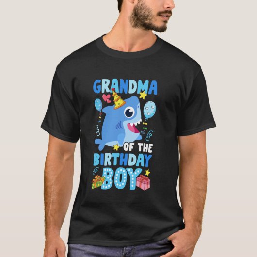 Grandma Of The Birthday Boy Shark Ocean Theme Fami Tシャツ (正面)