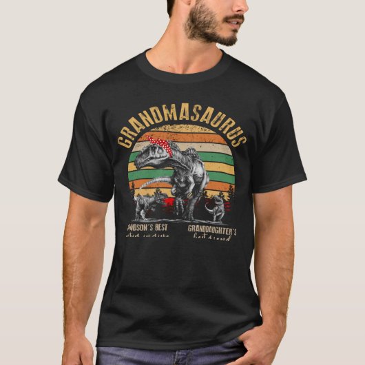 Grandmasaurus Grandsonu2019s最高の犯罪パートナー Tシャツ (正面)
