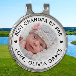 GRANDPA最高の By Par写真パーソナライズされたモダン ゴルフハットクリップ<br><div class="desc">パー最高のパーのおじいちゃん…ゴルフお気に入りのとグランドキッズの2つ！18穴を持って連れて行け遊る。カスタマイズの写真と名前のゴルフボールマーカーとハットクお気に入りのリップ。祖父の誕生日でも、父の日でも、クリスマスでも、これらのグランドパゴルフボールマーカーはお気に入りのA。全素晴らしてのゴルフのグランドパパとゴルフ愛好家へのギフト、子供からの祖父！COPYRIGHT © 2020 Judy Burrows,  Black Dog Art - All Rights Reserved.GRANDPA 最高の By Parフォトゴパーソナライズされたルフモダンォーハットクリップ</div>