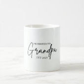 Grandpa EST 2025に昇格 | 新しいおじいちゃんギフト コーヒーマグカップ (中央)
