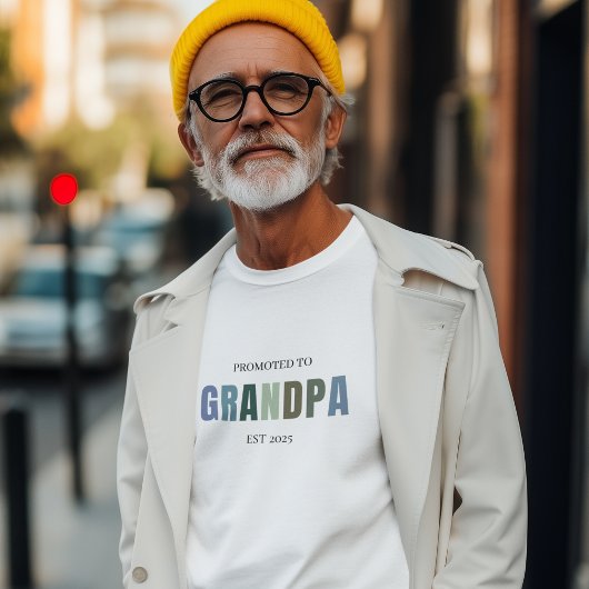 Grandpa EST 2025に昇格 | 新祖父 Tシャツ