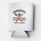 Grandpa’s Grill Crew | Family BBQ Reunion Shirt 缶クーラー (正面)