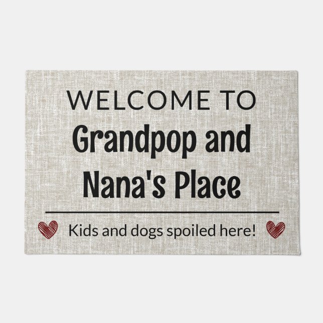 Grandpop & Nana's Place Customizableへようこそ ドアマット (正面)