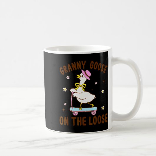 Granny Goose On The Loose Funny Birthday Matching  コーヒーマグカップ (右)