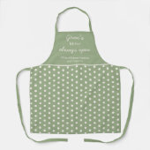 Gran's Kitchen Always Open Sage Green Polka Dot エプロン (正面)