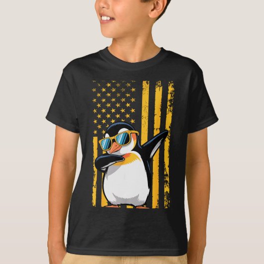 Graphic Penguin Retro American Flag Funny Penguin Tシャツ (正面)