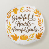 "Grateful Hearts, Peaceful Souls" 丸型クッション (裏面)