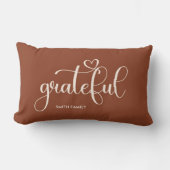 Grateful Personalized Family Name Brown ランバークッション (正面)