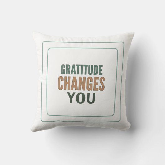Gratitude Changes You: Shift Your Mindset クッション (裏面)