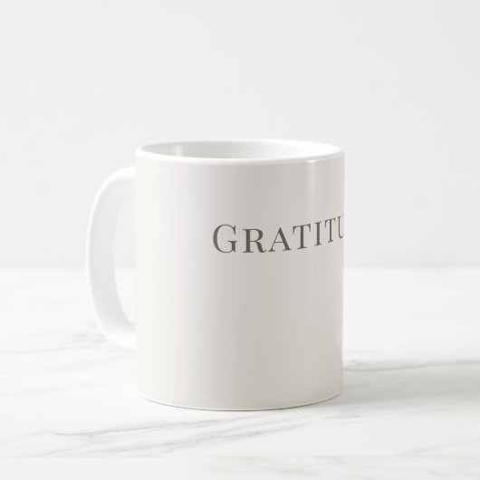 Gratitude – Minimal Typography Design コーヒーマグカップ (正面左)