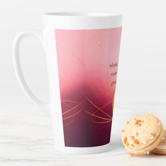 Gratitude Remains™: A Love-Led Morning & Night カフェラテマグ (インサイチュ)