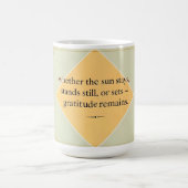 Gratitude Remains: Every Rhythm of Life Gratitude モーフィングマグカップ (中央)