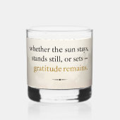 Gratitude Remains™: Love & Intention | インパクトのあるインス ウイスキーグラス (裏面)