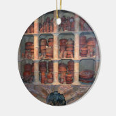 Graufesenque、紀元前のc.150からの陶器のオーブン(写真) セラミックオーナメント (左)