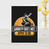 Gravity Does Not Apply To Me Cool Skateboard  カード (黄色い花)