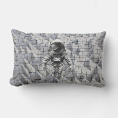 Gravity Lost: 都市伝説の宇宙飛行士ピロー ランバークッション (正面)
