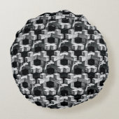 Gray and black cross ラウンドクッション (裏面)