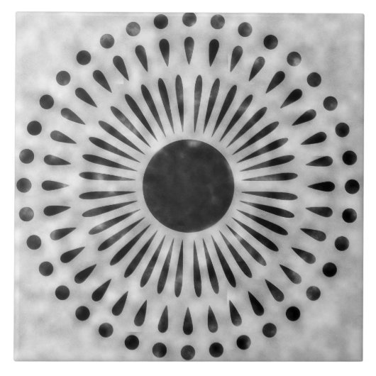 Gray and Black Sunburst Tile Decorative Art タイル (正面)