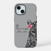Gray Leopard Aesthetic Phone Case - Trendy Design iPhone 15ケース (裏面)