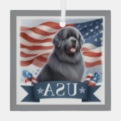 Gray Patriotic Newfoundland Dog Square ガラスオーナメント (裏面)