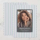 Gray Scalloped Graduation Photo Announcement 招待状 (正面/裏面)