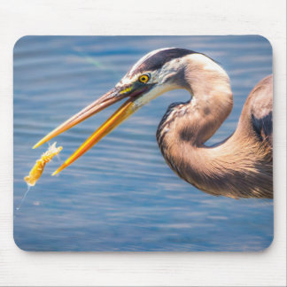 Great Blue Heron Hunt Photo Wildlife Print マウスパッド