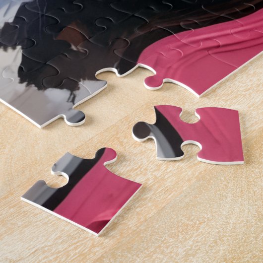 Great Dane Hiding Behind Valentine Candy Box ジグソーパズル (側面)