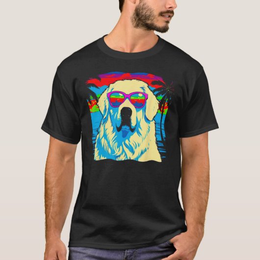 Great Pyrenees Dog Beach Tシャツ (正面)