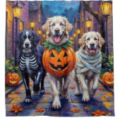Great Pyrenees Trick-or-Treating Halloween Costume シャワーカーテン (正面)