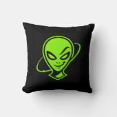 Green Alien Good Luck クッション (正面)