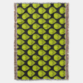 Green Alien Head Throw Blanket スローブランケット (正面縦)
