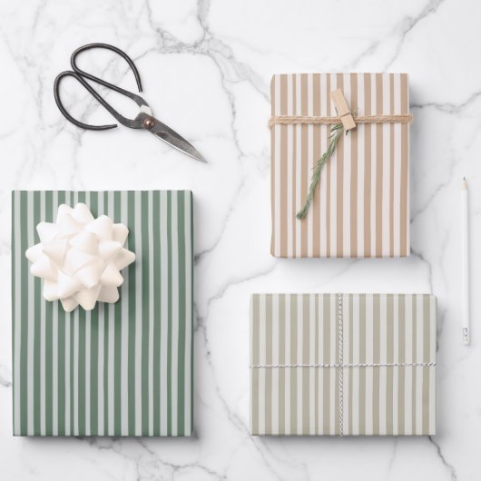 Green and Beige Stipes Christmas Wrapping Paper ラッピングペーパーシート (正面)